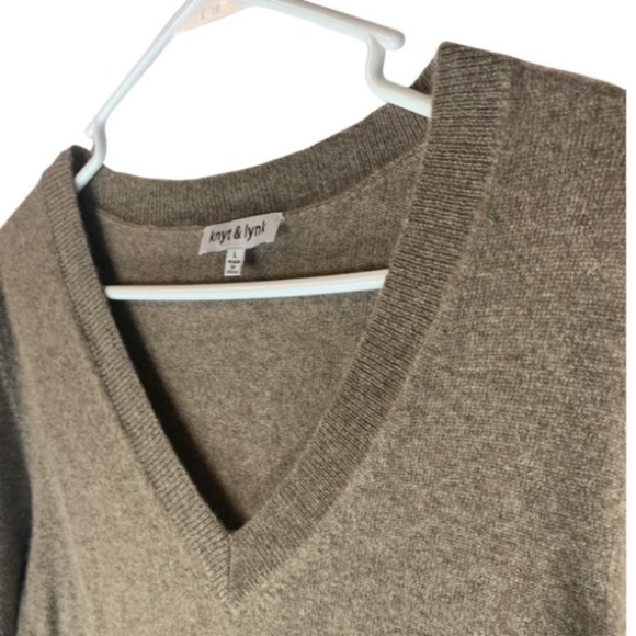 KNYT AND LYNK Cashmere Sweater Dress
Size Large - Picture 4 of 9